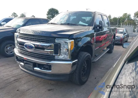 2017 Ford F-250 Xl z USA, uszkodzony, nr VIN 1FT7W2BTXHEC59710